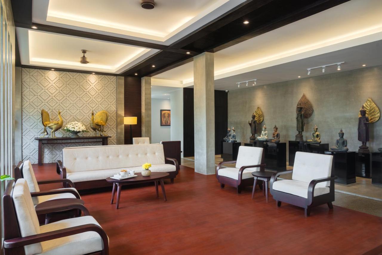 Eightfold Urban Resort Siem Reap Exteriér fotografie The lobby of the Royal Thai Police Museum