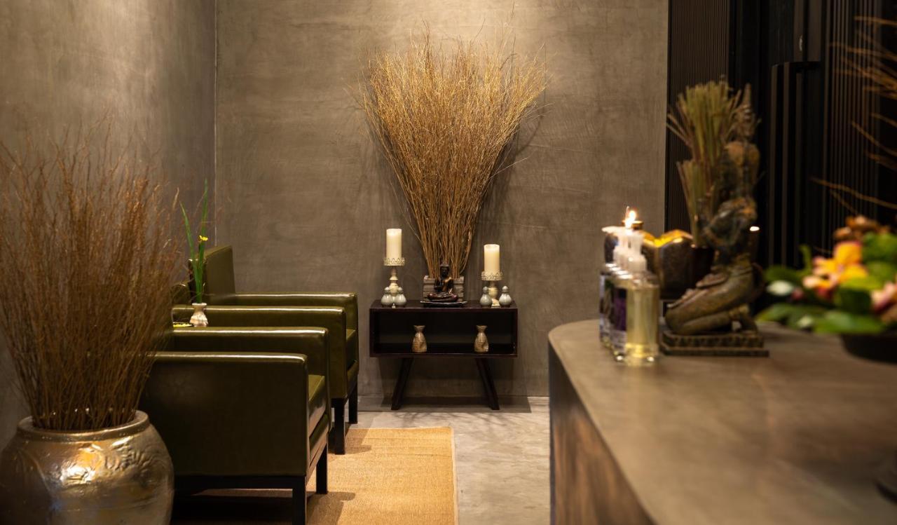 Eightfold Urban Resort Siem Reap Exteriér fotografie Interior of a spa in Bangkok, Thailand
