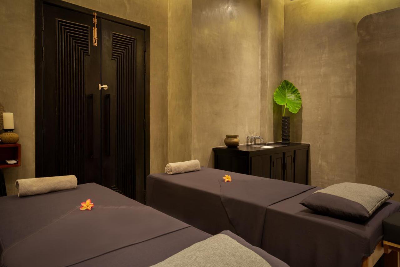 Eightfold Urban Resort Siem Reap Exteriér fotografie A spa treatment room