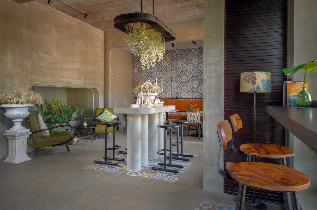 Eightfold Urban Resort Siem Reap Exteriér fotografie The interior of the restaurant