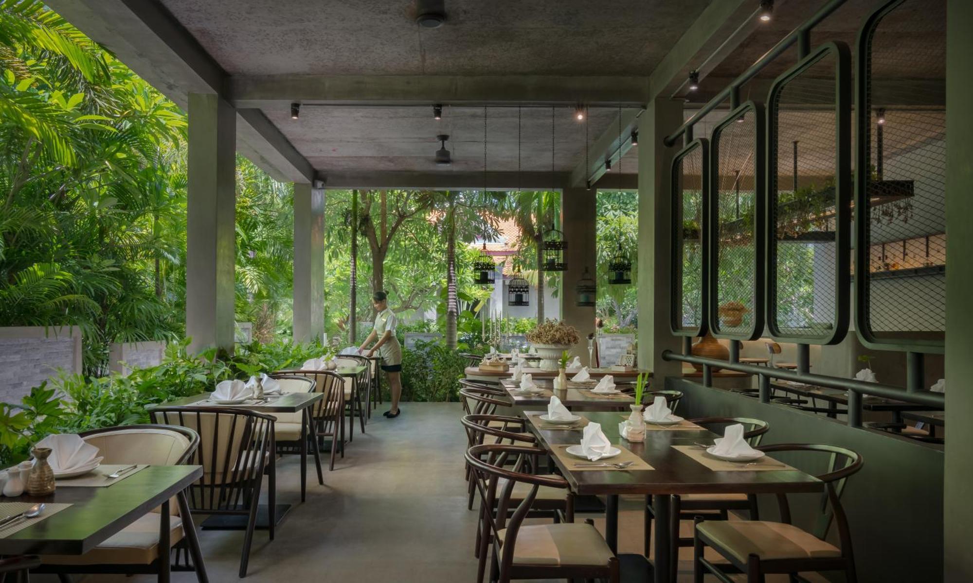 Eightfold Urban Resort Siem Reap Exteriér fotografie Restaurant interior